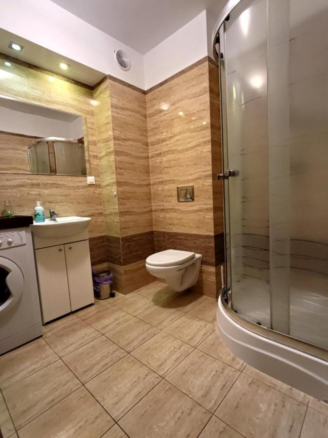Komfortowy Apartament Dwupokojowy Z Tarasem I Garaz Ustka Esterno foto