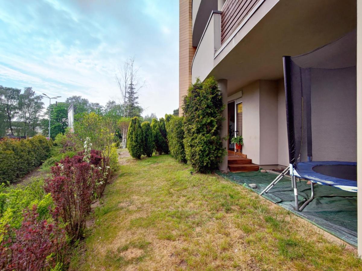Komfortowy Apartament Dwupokojowy Z Tarasem I Garaz Ustka Esterno foto